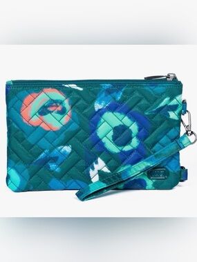Lug Peekaboo Wristlet Mystic Bloom Forest NWT
